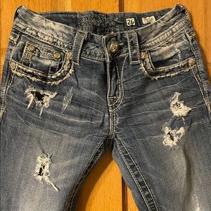 Miss Me women’s distressed jeans size 26